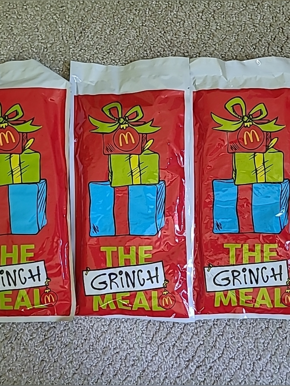 McDonald's Grinch Socks all four colors NEW & SEALED